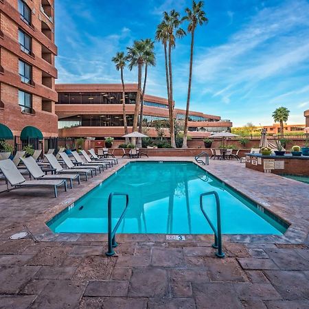 Отель Scottsdale Marriott Old Town Экстерьер фото