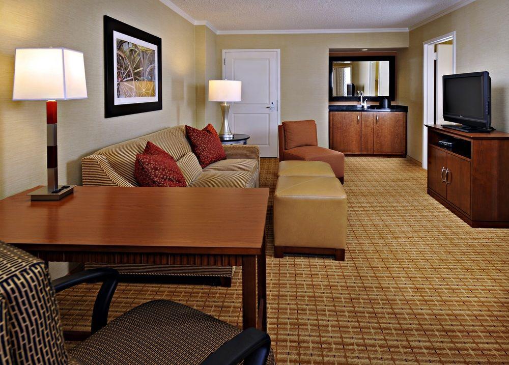 Отель Scottsdale Marriott Old Town Экстерьер фото