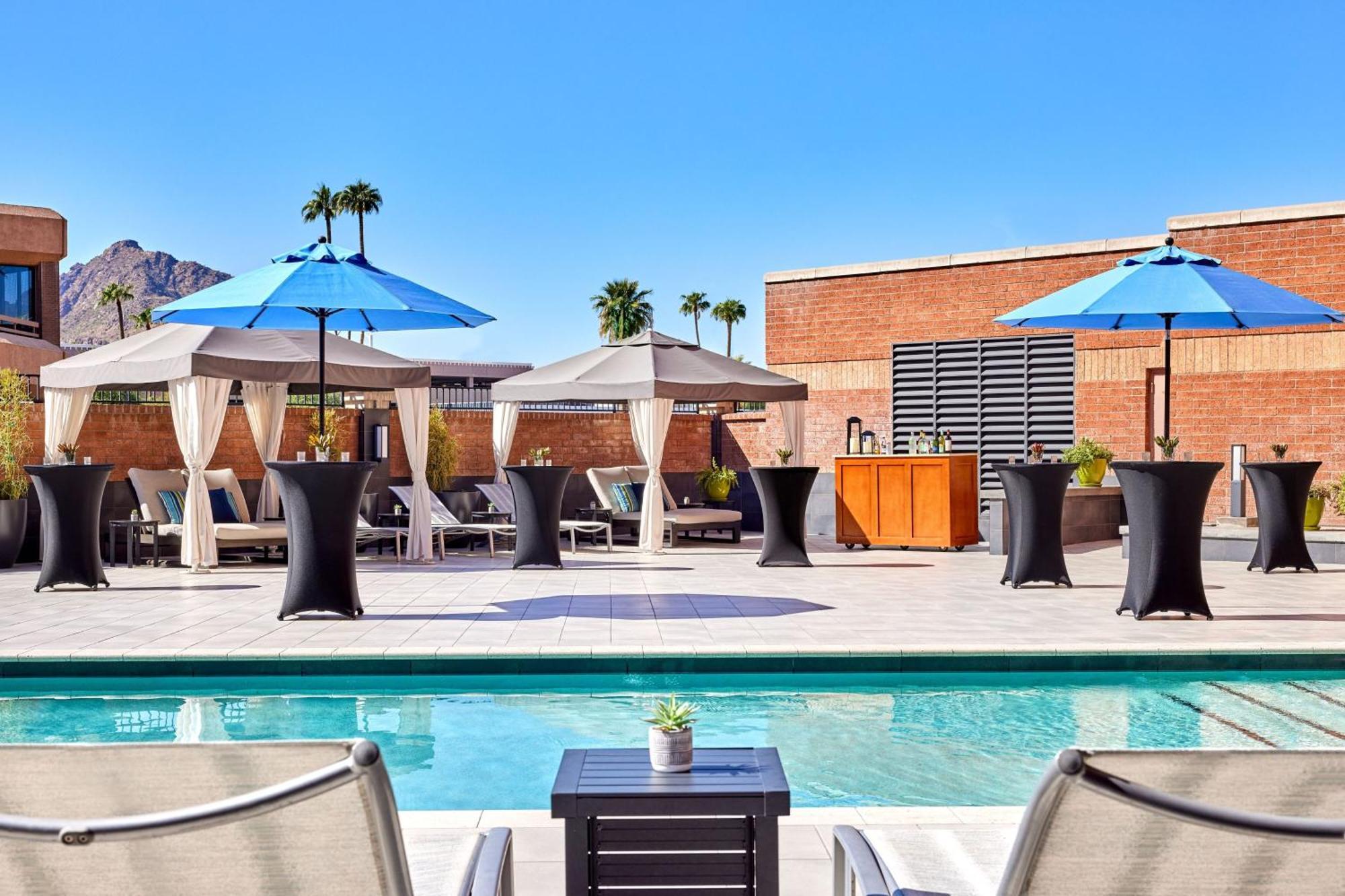Отель Scottsdale Marriott Old Town Экстерьер фото