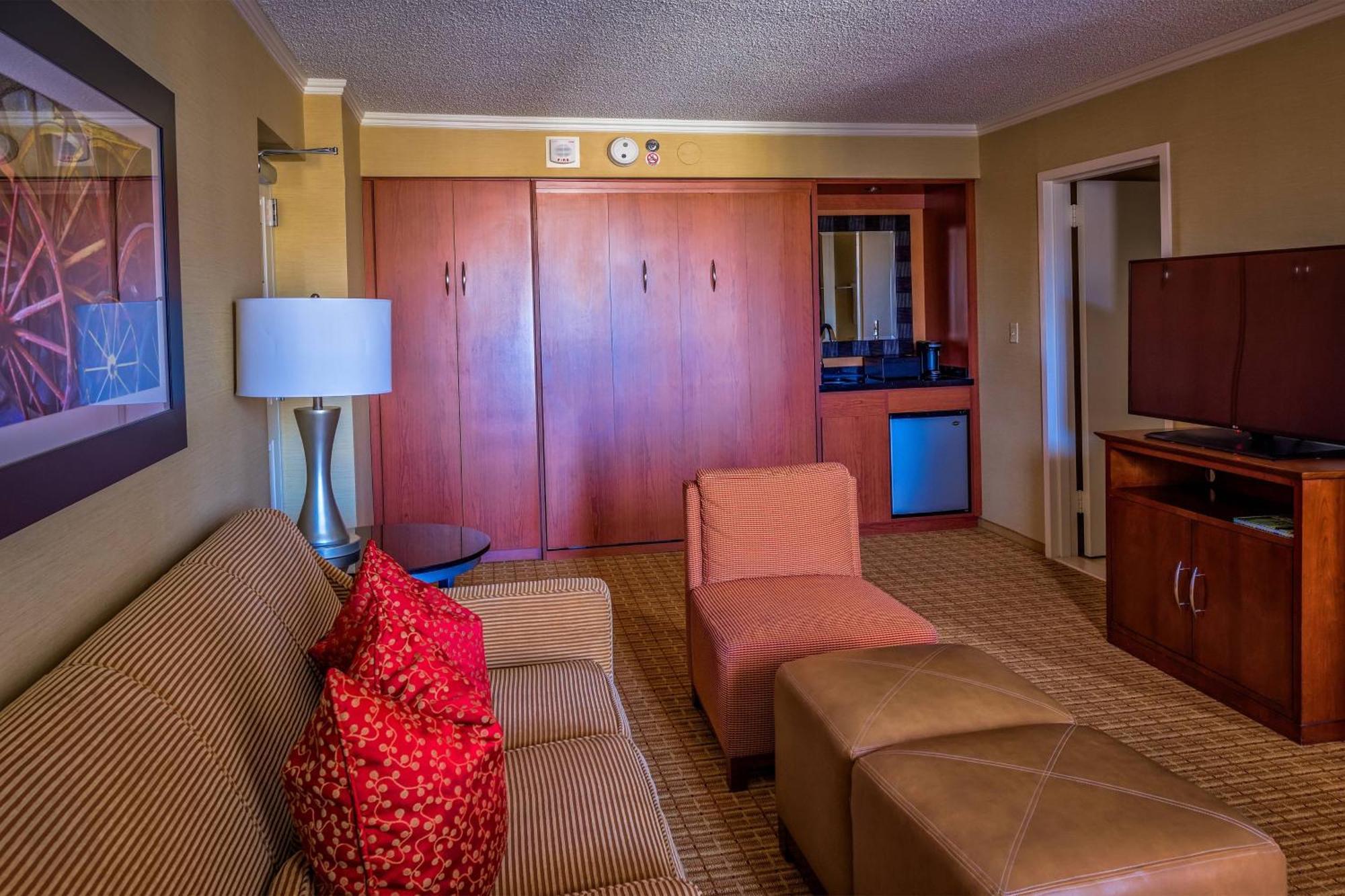 Отель Scottsdale Marriott Old Town Экстерьер фото